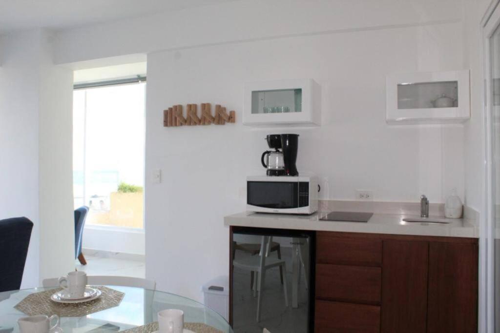 Beach Front Renewed Apartment Cancun Exterior photo